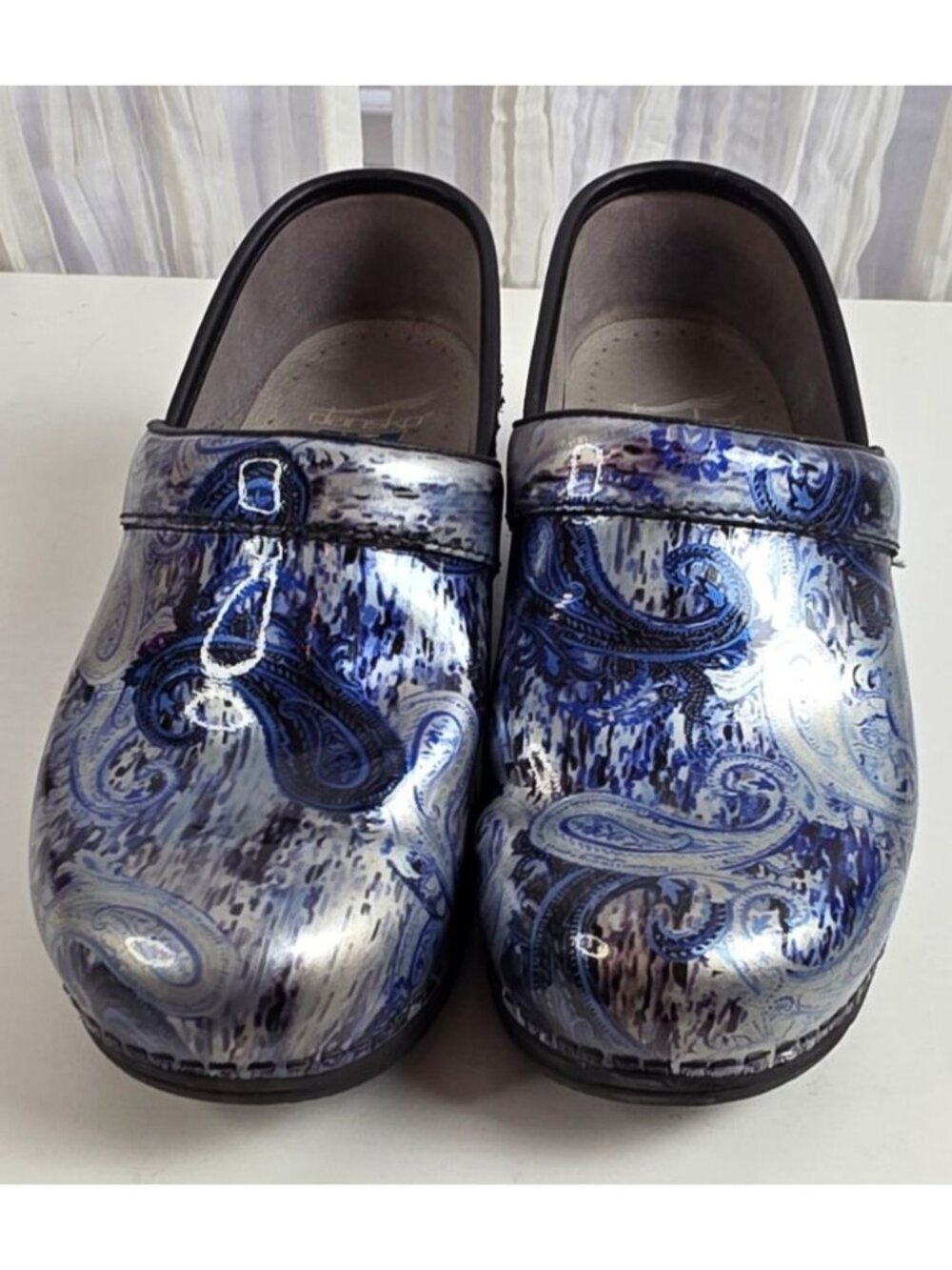 Blue Paisley Patent Dansko LT Pro Clogs size 36 EU